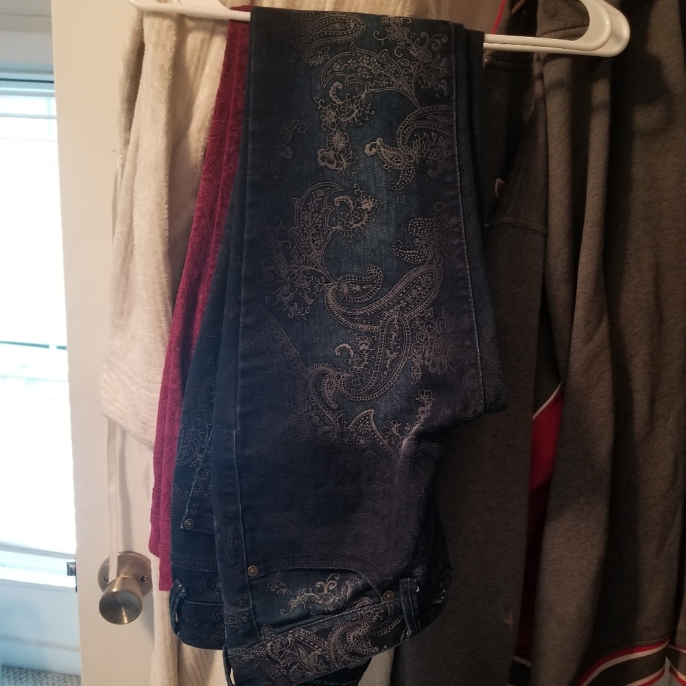 Jeans - Picture 3 of 3